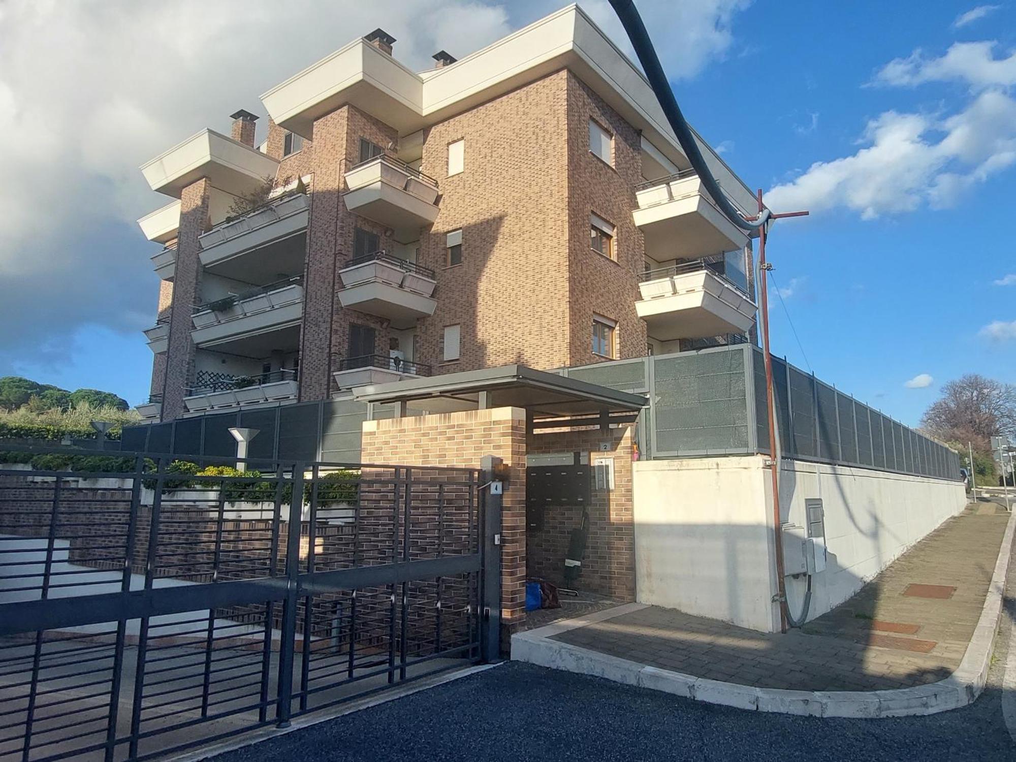 Relax & Business Luxury Apartment Velletri Luaran gambar